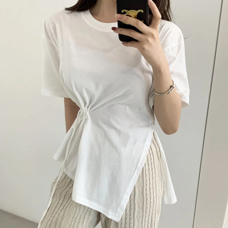 Корейская шикарная плиссированная футболка с круглым вырезом и коротким рукавом