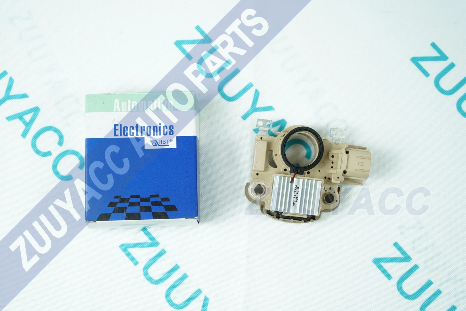 Щетка держателя регулятора напряжения переменного тока OE для Honda CRV 2 0/2 4 02 06 RD5 RD7