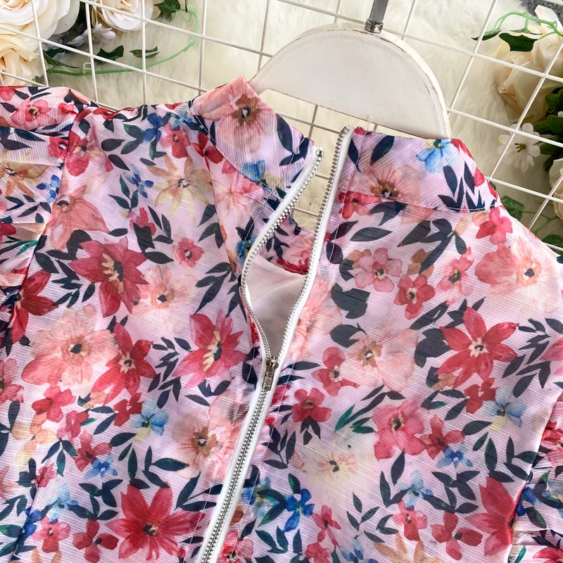 

floral print chic blouse new summer fashion women stand collar flare sleeve back zipper sweet short female shirt tops