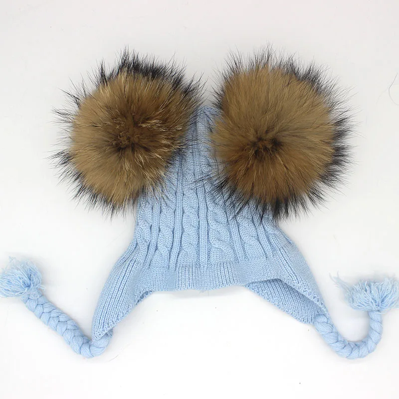 blue 2poms Детская зимняя шапка из натурального меха с помпоном, узор в виде косички Детский Зимний вязаный комплект шапки для девочек и мальчиков, вязаная шапка бини с наушниками, ухо Кепки для детей - Цвет: blue 2poms