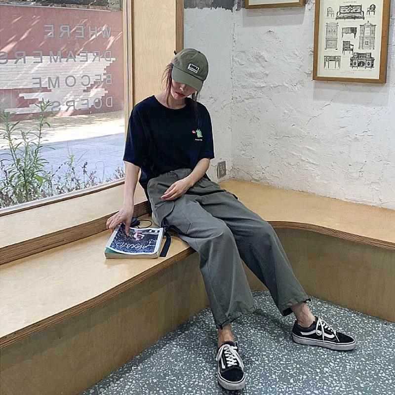 

Autumn Streetwear embroidery Cargo Pants Women Harajuku BF Loose Big Pocket Hearm Pants High Waist Loose Female Trousers