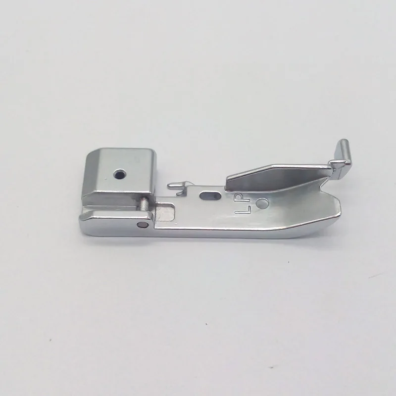Ножка для ножей Serger Brother 1034D 925D 929D PL1500 # XB0241101 XB3634001. SA210. X76668001 X76668002|piping|piping foot |