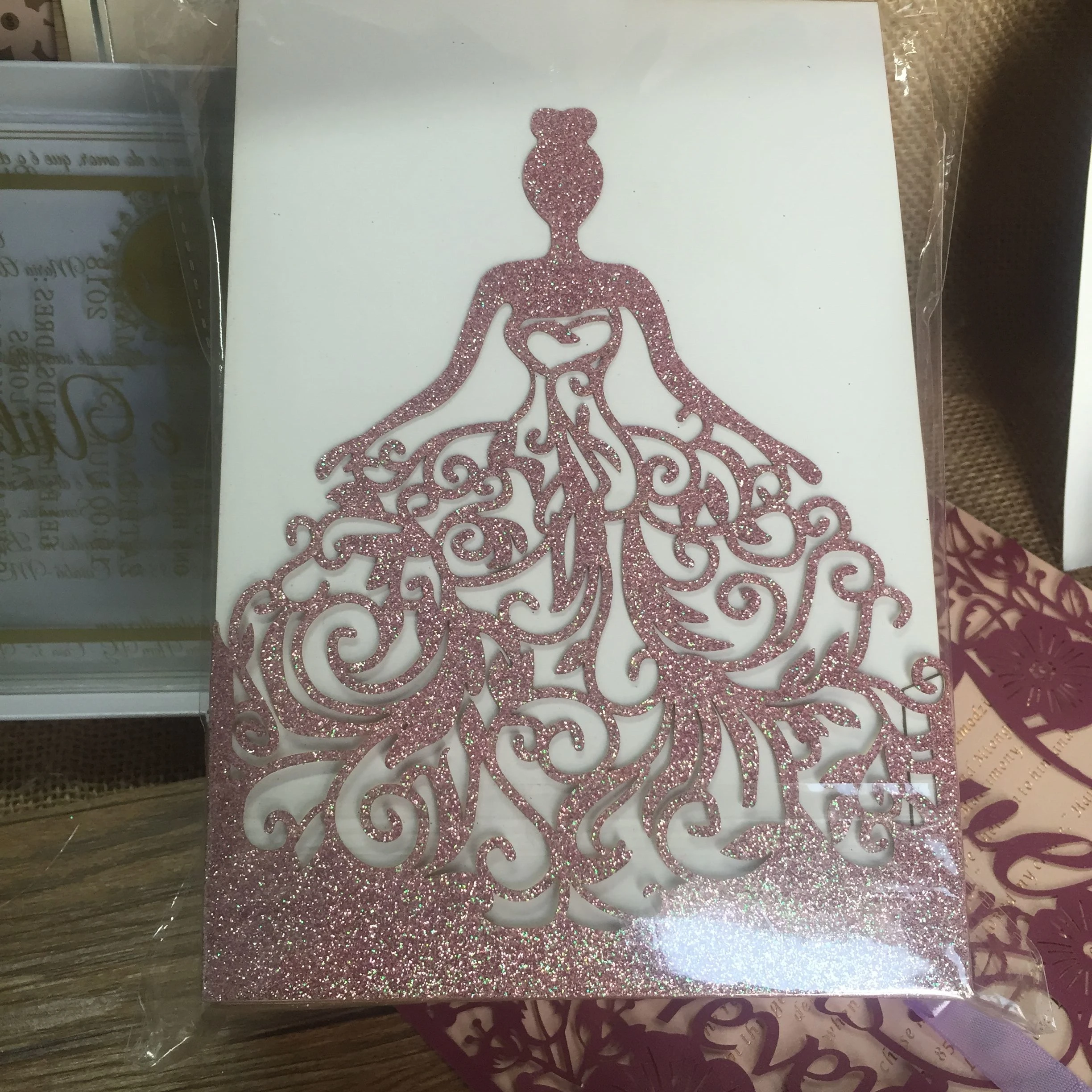 25 шт. блестящие бумажные красные приглашения на день рождения принцессы