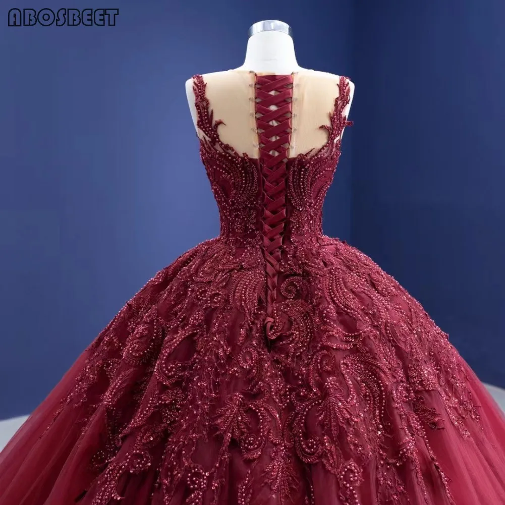 

Ball Gown Prom Dress with Luxury Beads Burgundy Long Elegant Evening Party Gowns Sleeveless Lace Up Back Vestidos De Fiesta