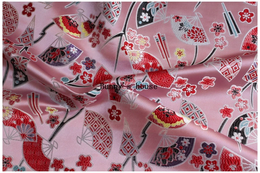 

Brocade Satin Fabric With metallic Pattern Material For Sewing DIY Gift Patchwork Jaquard Weave For Sewing wedding dress