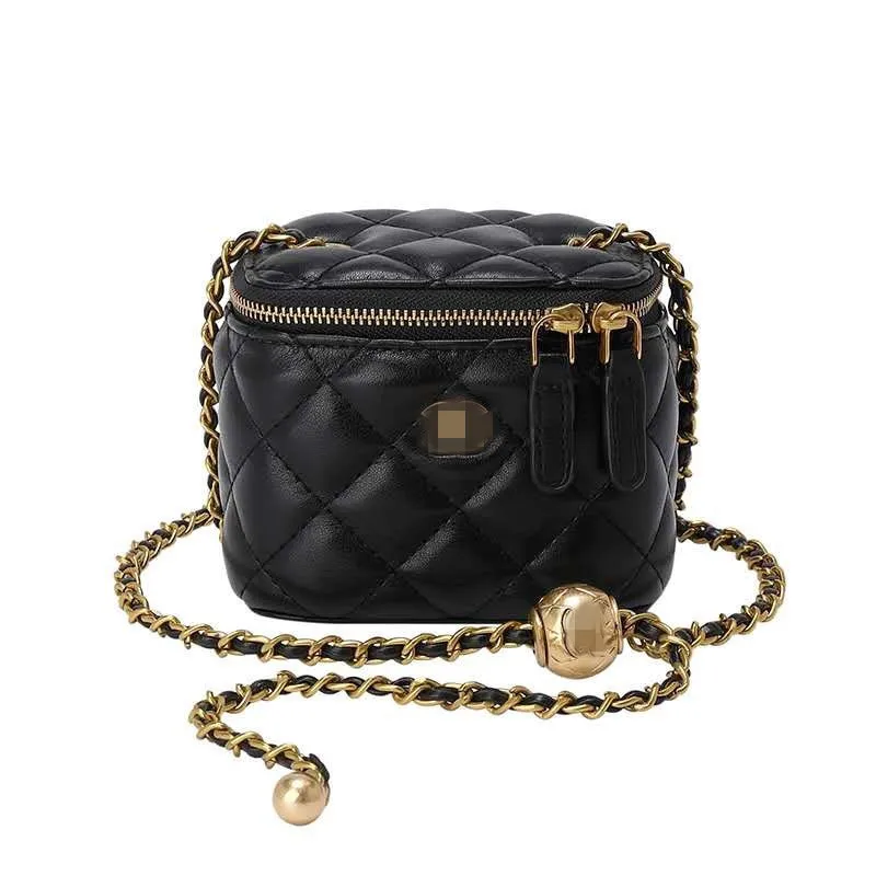 

2020 new small gold beads small square box bag ladies chain one-shoulder sloping bag lipstick women's bag