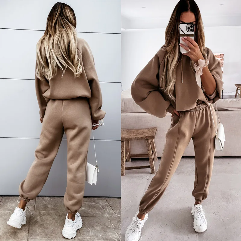 

Autumn Winter Fashion Casual Sports Hooded Sweatshirt Suits Solid Long Sleeve Tops + Pocket Sweatpants Outfits Women Tracksuit