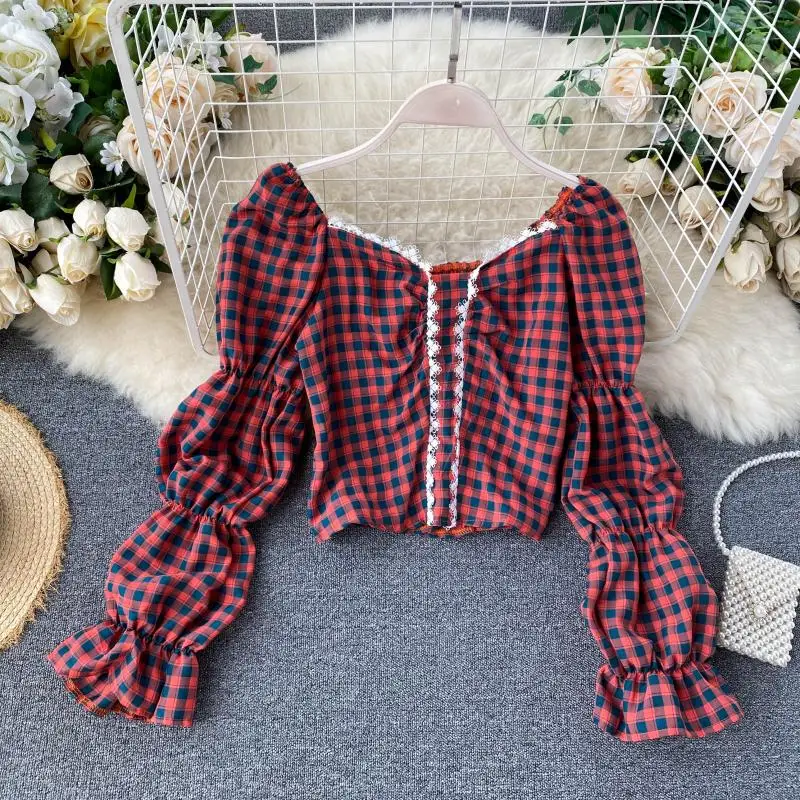 Женская клетчатая блузка в стиле ретро с кружевными вставками облегающие