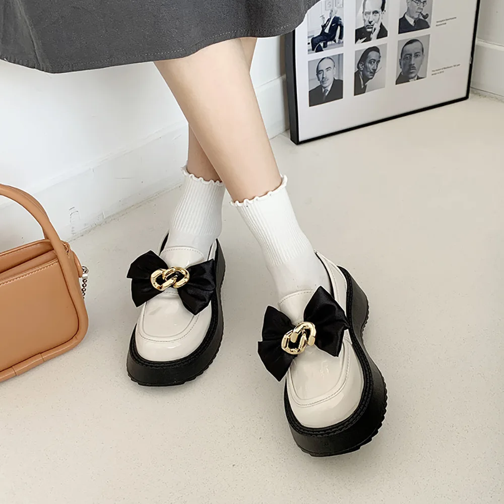 Туфли женские кожаные оксфорды на шнуровке высокий толстый каблук лоферы