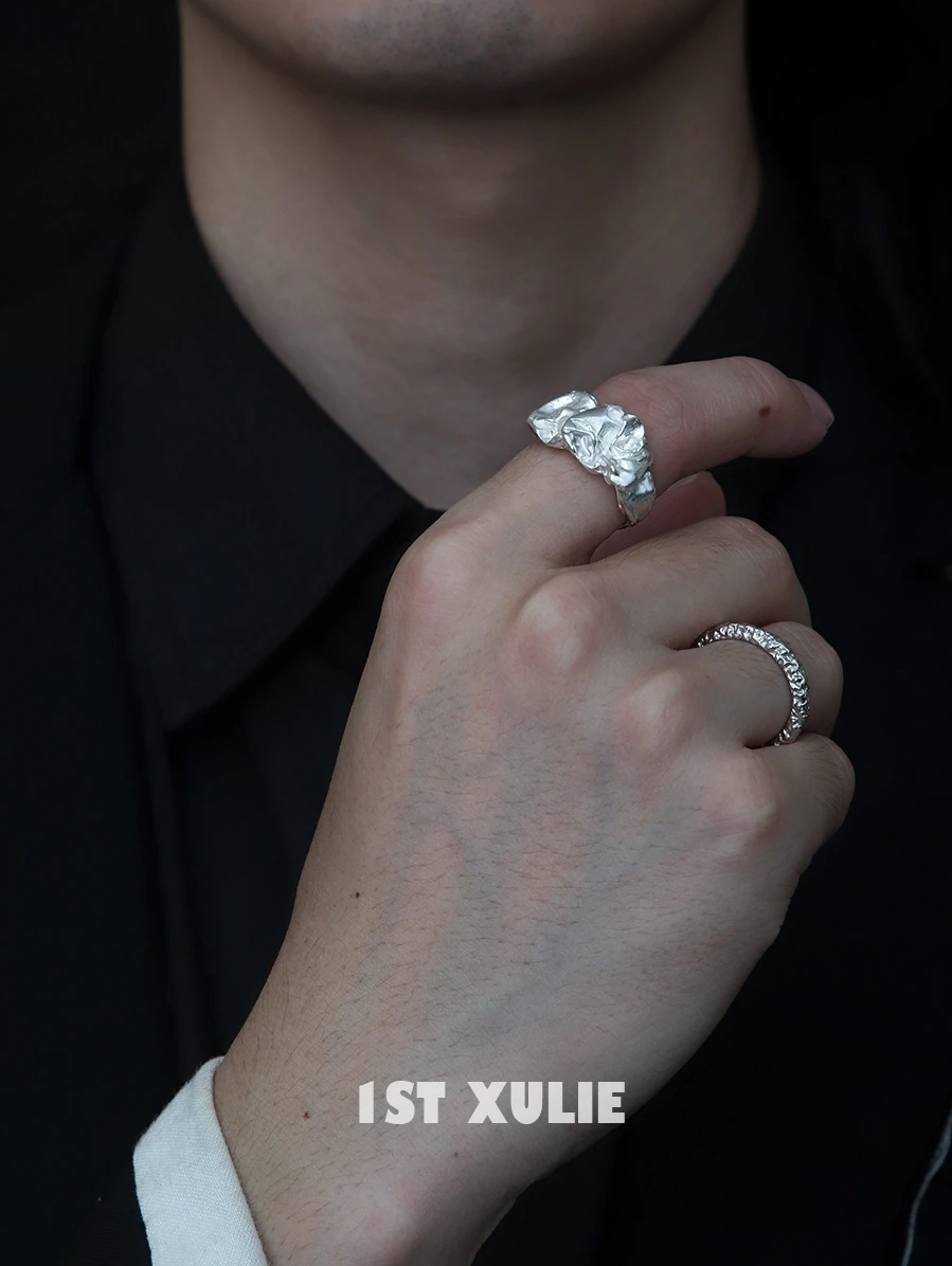 

1st Xulie Sterling Silver Ring Special-Interest Design Dark Pleated Texture Cold Wind Open Men and Women Texture Wide Ring