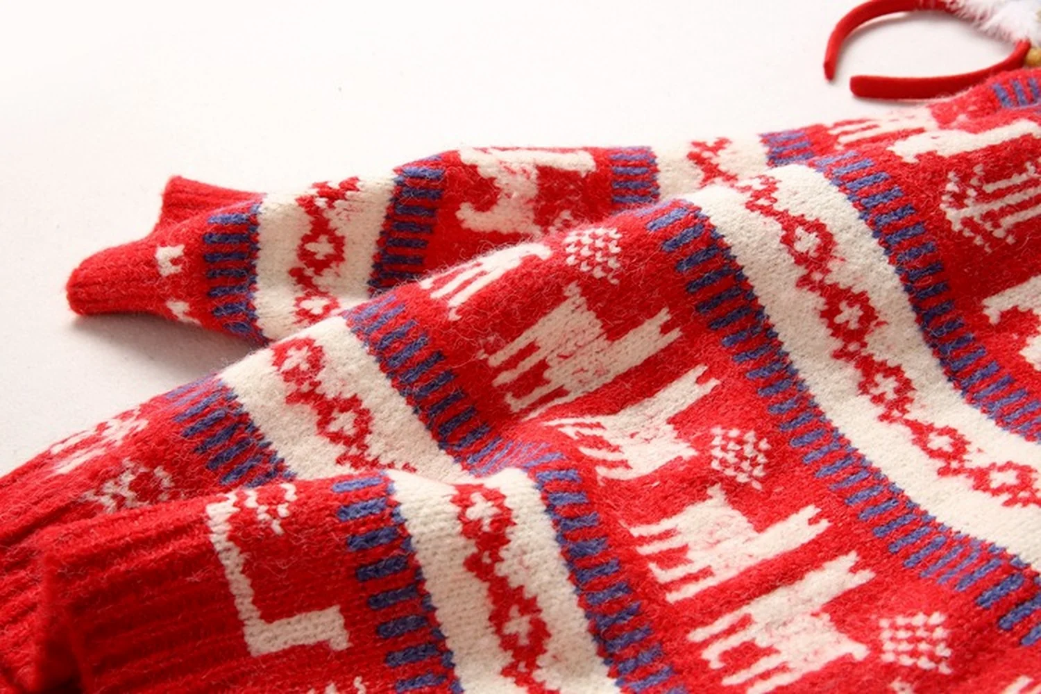 

Thicken Christmas Red Round Neck Sweater Women Winter Thicken 2021 New Pullover Loose Women's Sweater plus size winter
