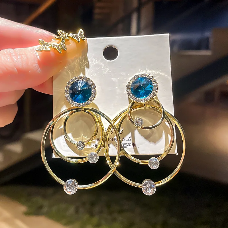 

2021 New Vintage Blue Crystal Earrings Baroque Elegant Round Rrhinestone Earrings For Women Wedding Party Gift
