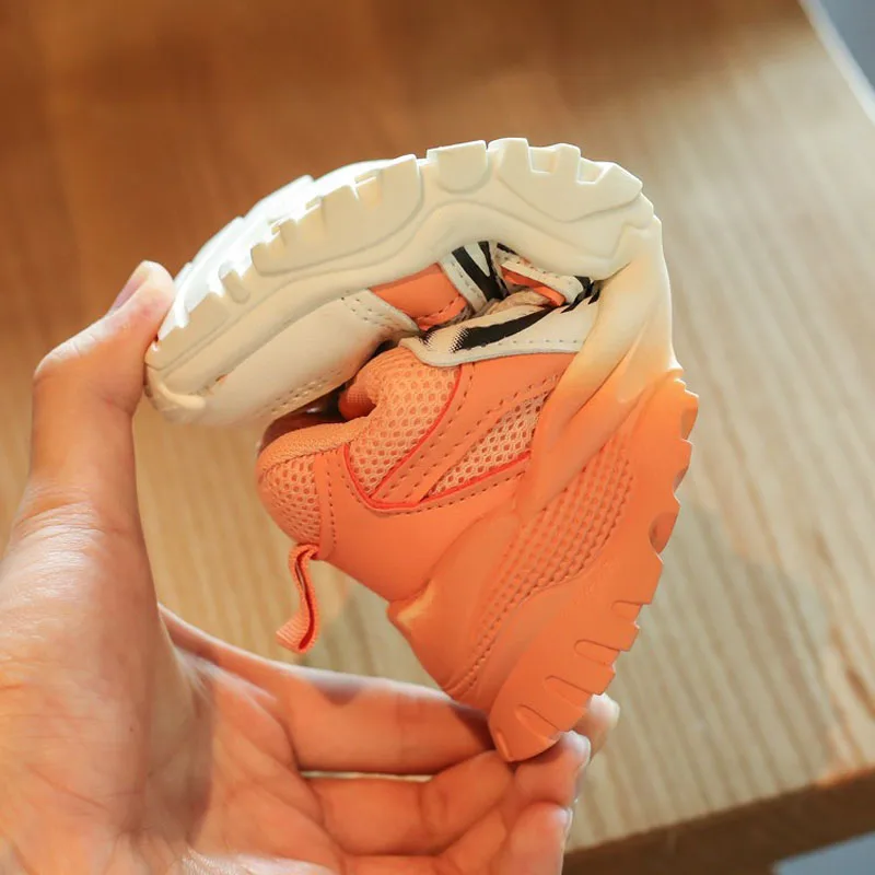 

Children Casual Shoes 2020 Winter Girls Boys Sports Shoes Soft Bottom Comfortable Outdoor Mesh Shoes Kids Student Sneaker