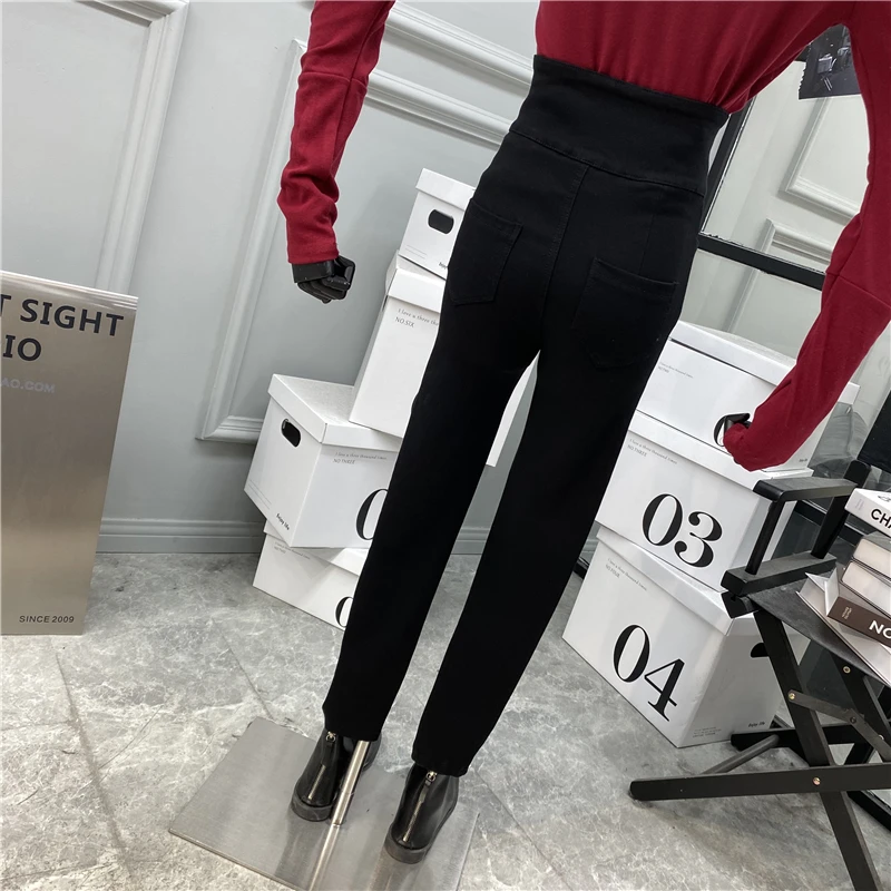 

The New High-waisted Chain of Black Pants with Three Button High Street Full Length Button Fly Straight Skinny Trousers Women