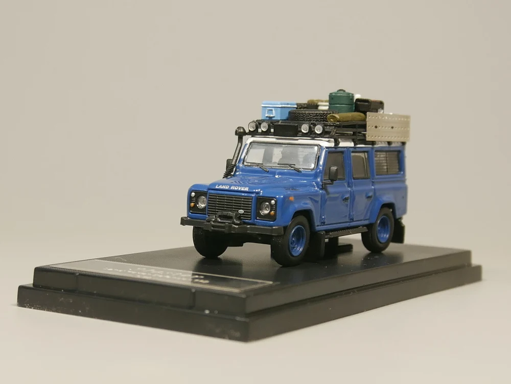 Мастер 1:64 Defender 110 с отлитым под давлением чемоданом автомобилем|Наземный