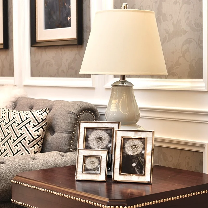 

Classical European Alloy Photo Frame 6/7 Inch Dressing Table Bedside Table Desktop Home Photo Frame Decoration Wedding Gala Gift