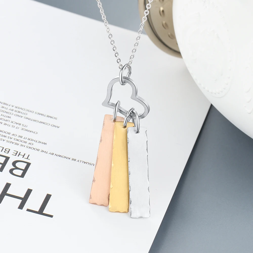 

Personalized Engraved Heart Pendant Necklace Women Stainless Steel Custom Name Necklace Chain Memorial Gift for Mom