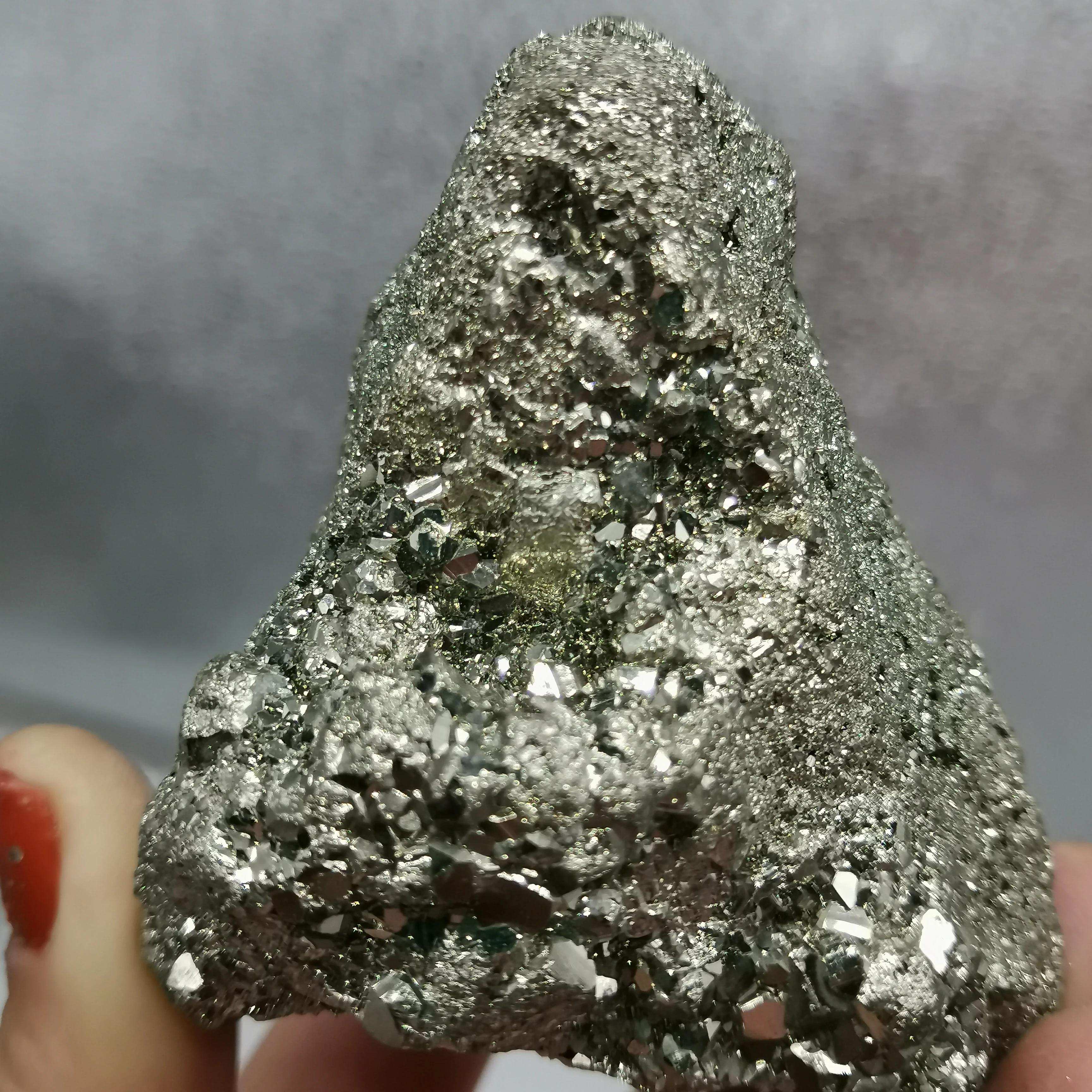 Натуральный камень и кристаллический образец 301 г чалкопиритовый Wicca