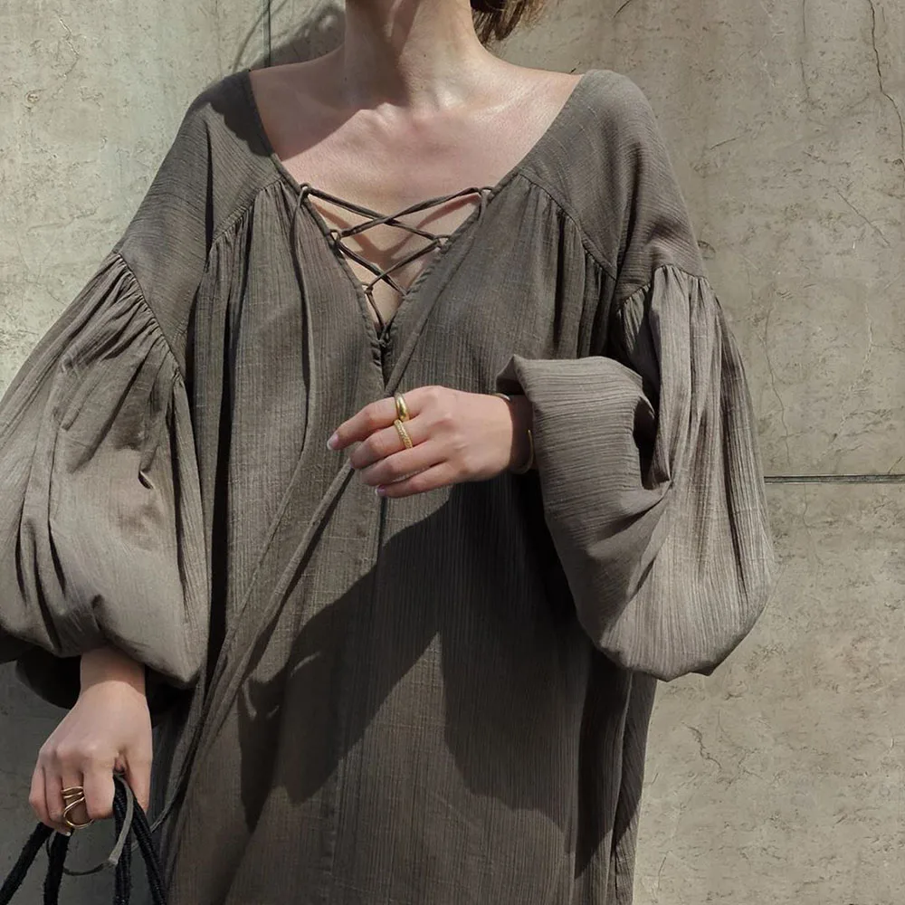 

Dresses Women 2020 Summer Pullover Bubble Sleeves Hollow Backless Casual Simple Holiday Dresses Fashion Lady Office 2020 Autumn