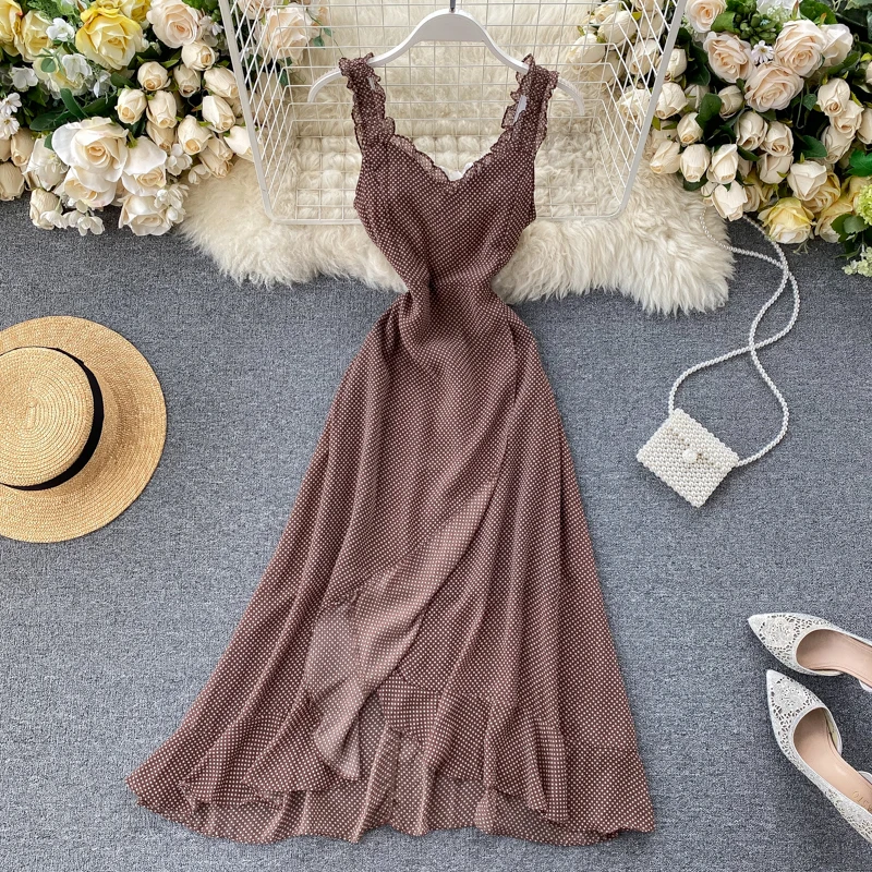 Женское шифоновое платье без рукавов летнее пикантное длинное в горошек с