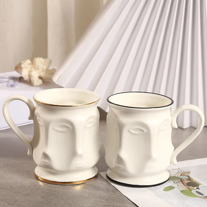 Креативная керамическая кофейная фоточашка с объемными изображениями в