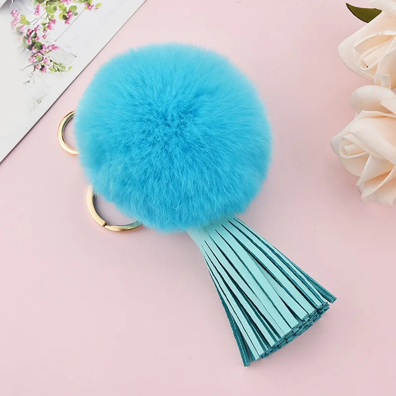 Брелок с пушистым помпоном для женщин и девочек подарок настоящий мех кролика