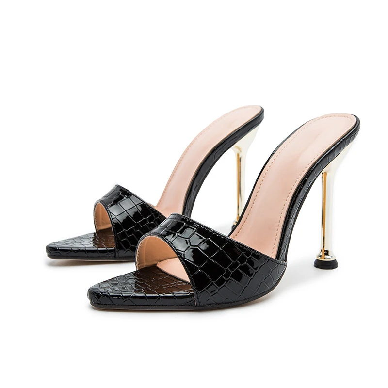 

Женские тапочки со змеиным принтом на бретелях с открытой пяткой на высоком каблуке; Сандалии-шлепанцы; Вьетнамки с острым носком шлепанцы ...