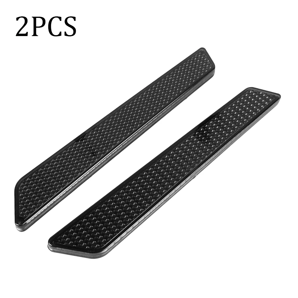 

2Pcs ABS Plastic Motorcycle Saddlebag Guard Reflector Cover Motorcycle Accessories For Harley Glide Road FLT/FLHT 2014-2018