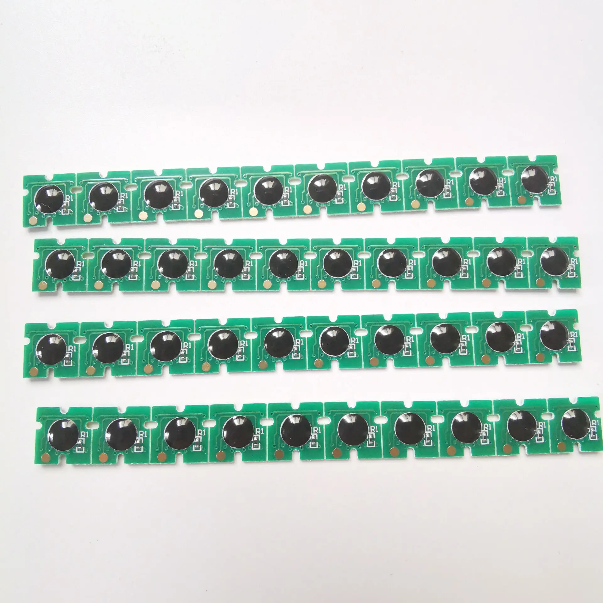 

40 pcs T6881-T6884 cartridge chips for epson surecolor S30610 S50610 ink tank