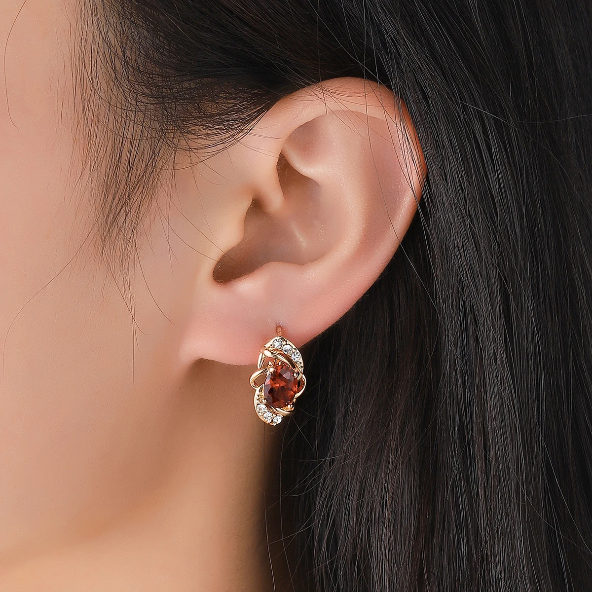 Женские серьги-гвоздики Hanreshe