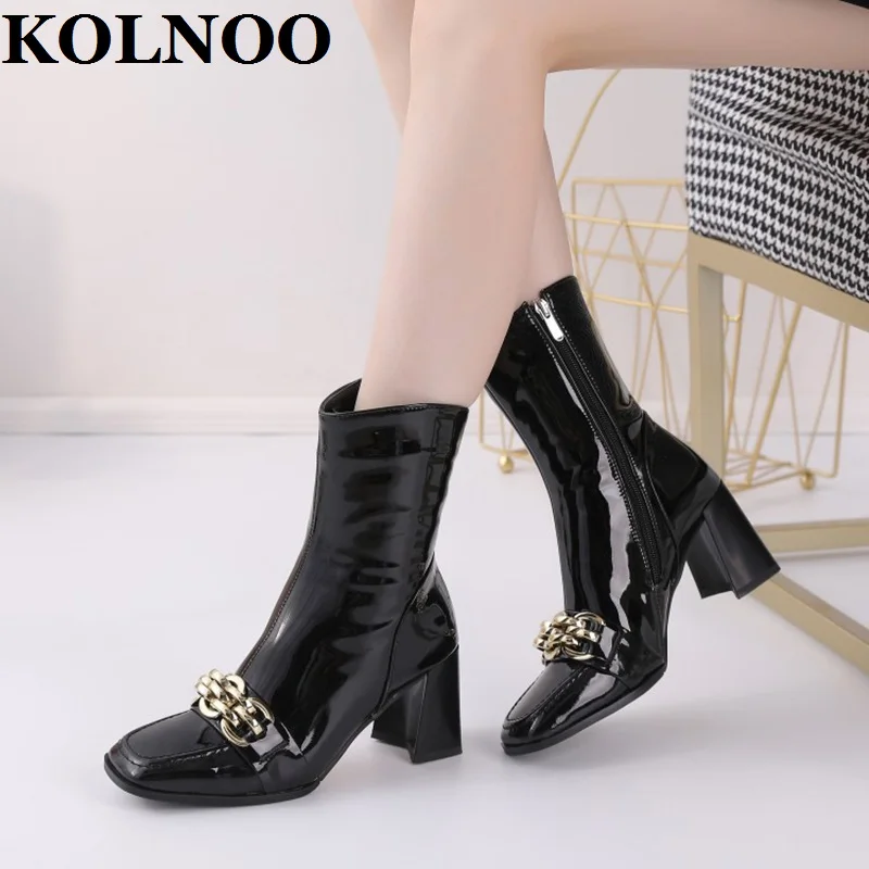 

Kolnoo New 2022 Handmade Real Photos Ladies Chunky Heels Boots Chains Deco Patent Leather Motorcycle Boots Fashion Winter Shoes