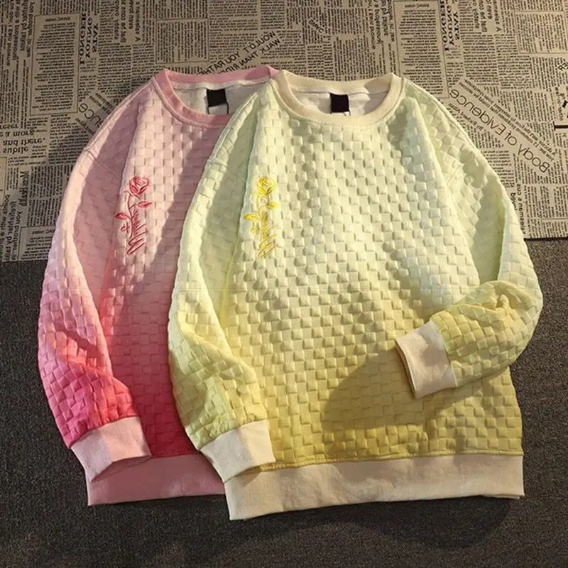 

Hiphop sweatshirts women embroidery gradient o-neck tops 2021 autumn new high street preppy style casual loose sweatshirts trend