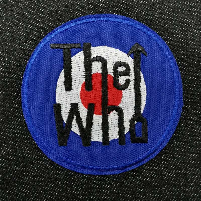 

Heavy Metal Band banner Badges A Rock band Patch Embroidered Applique Sewing Iron on Badge Clothes Hippie clothes Patch Sticker