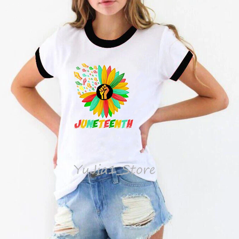 

Sunflower Fist Juneteenth Black History African American Graphic Print T-Shirt Women'S Clothing Black Girl Magic Tshirt Femme