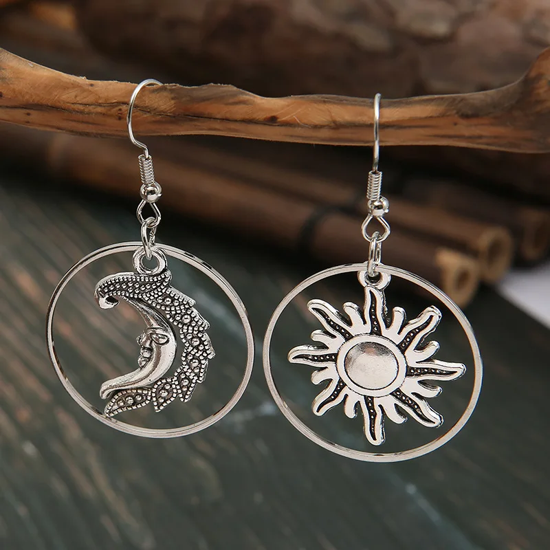 

Asymmetrical Silver Color Metal Sun and Moon Dangle Earrings For Women Fashion Jewelry Vintage Drop Earing Statement Accessories