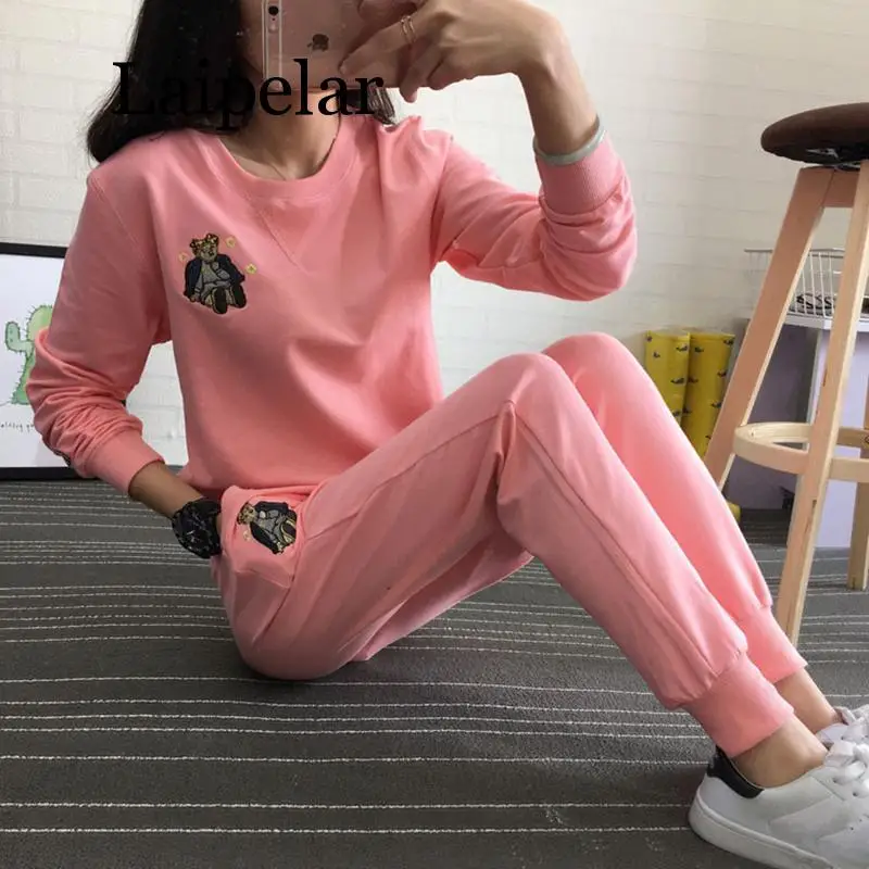 Laipelar Autumn Winter Tracksuit Long Sleeve Embroidery Cotton Sweatshirts 2019 Women 2 Piece Set Tops+Pants Sporting Suit Femal |