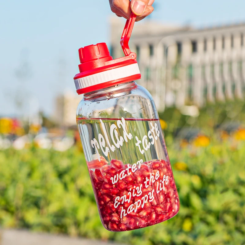 Многоразовая детская бутылка для воды изолированная плоская молочная Милая