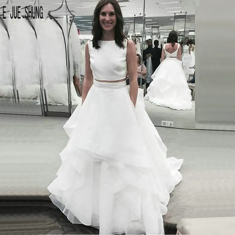 

E JUE SHUNG White Two Pieces Wedding Dresses Scoop Neck Backless Organza Tiered Ruffles Sleeveless Wedding Gowns robe de mariee