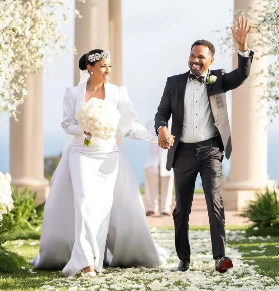 Глубокий v образный вырез из атласа с длинным рукавом Свадебные платья Русалочки