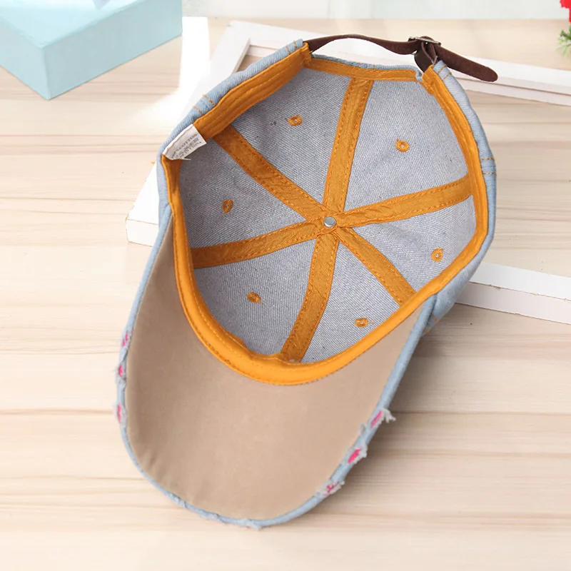 

Vintage Fashion Embroidery Diamond-Encrusted Denim BaseballHat Women's Cap All-Matching Women's Peaked CapWomen's Baseball Cap