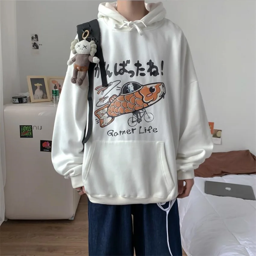 

Hoodies & Sweatshirts