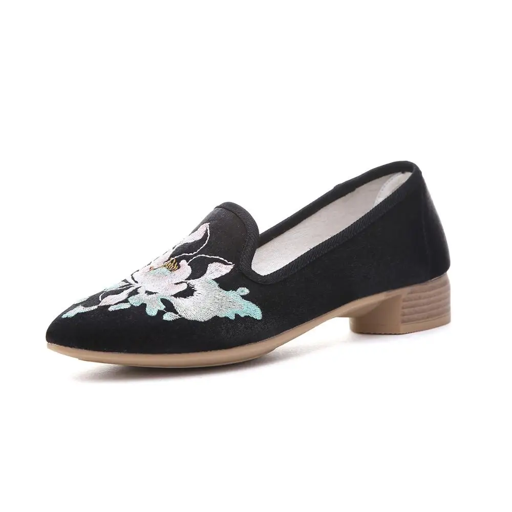 Veowalk/женские парусиновые Лоферы ручной работы с острым носком на плоской подошве