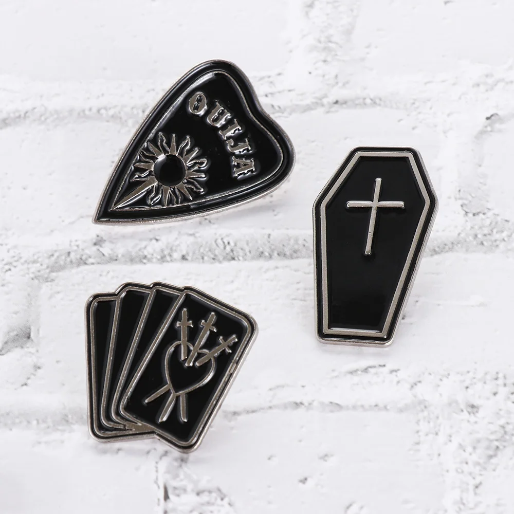 Эмалированная брошь Ведьмы 1 шт. булавка в виде черной Луны значок на одежду