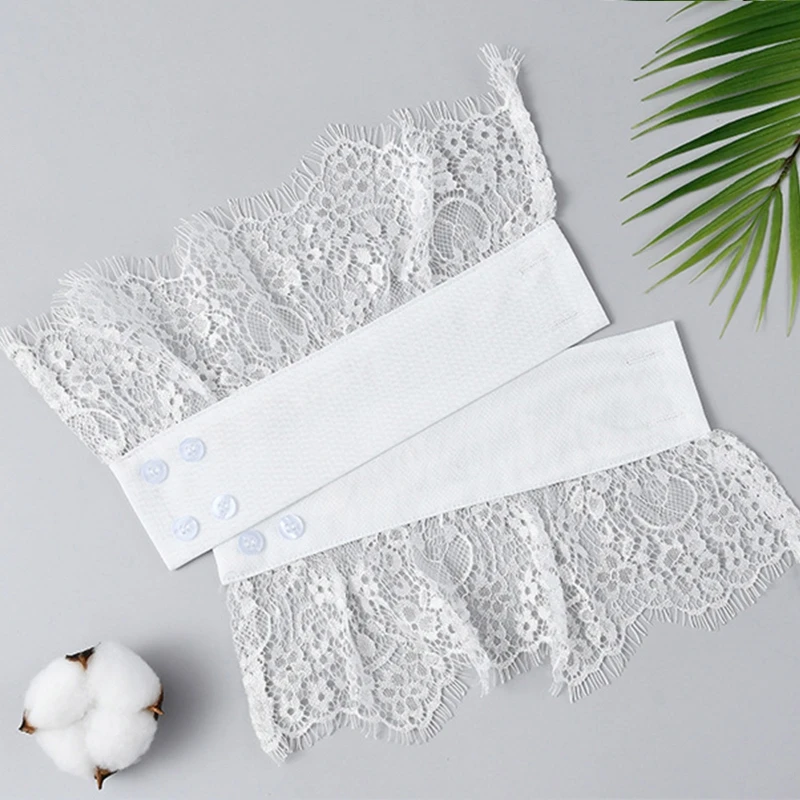 

Women Sweet Layered Horn Cuffs Hollow Out Eyelash Floral Lace Detachable Loose Fake Sleeves Sweater Decorative Wristband