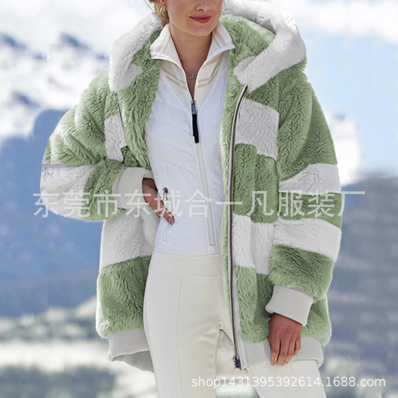 

2021 new autumn and winter loose plush multicolor stitching hooded jacket women