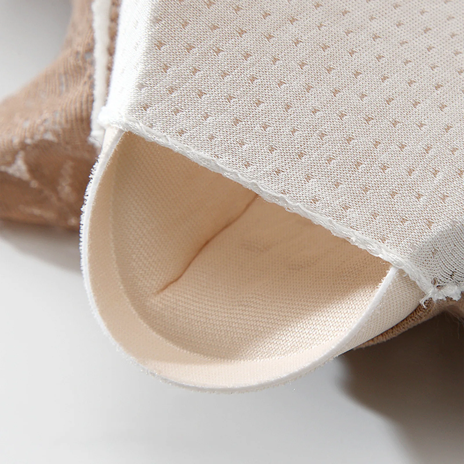 

2pcs Woman No Breast-Wiping And Chest-Wrapping Sports Bras Sexy Lace Tanks Vest Sling Casual Loose Ladies Crop Sleeveless 1125