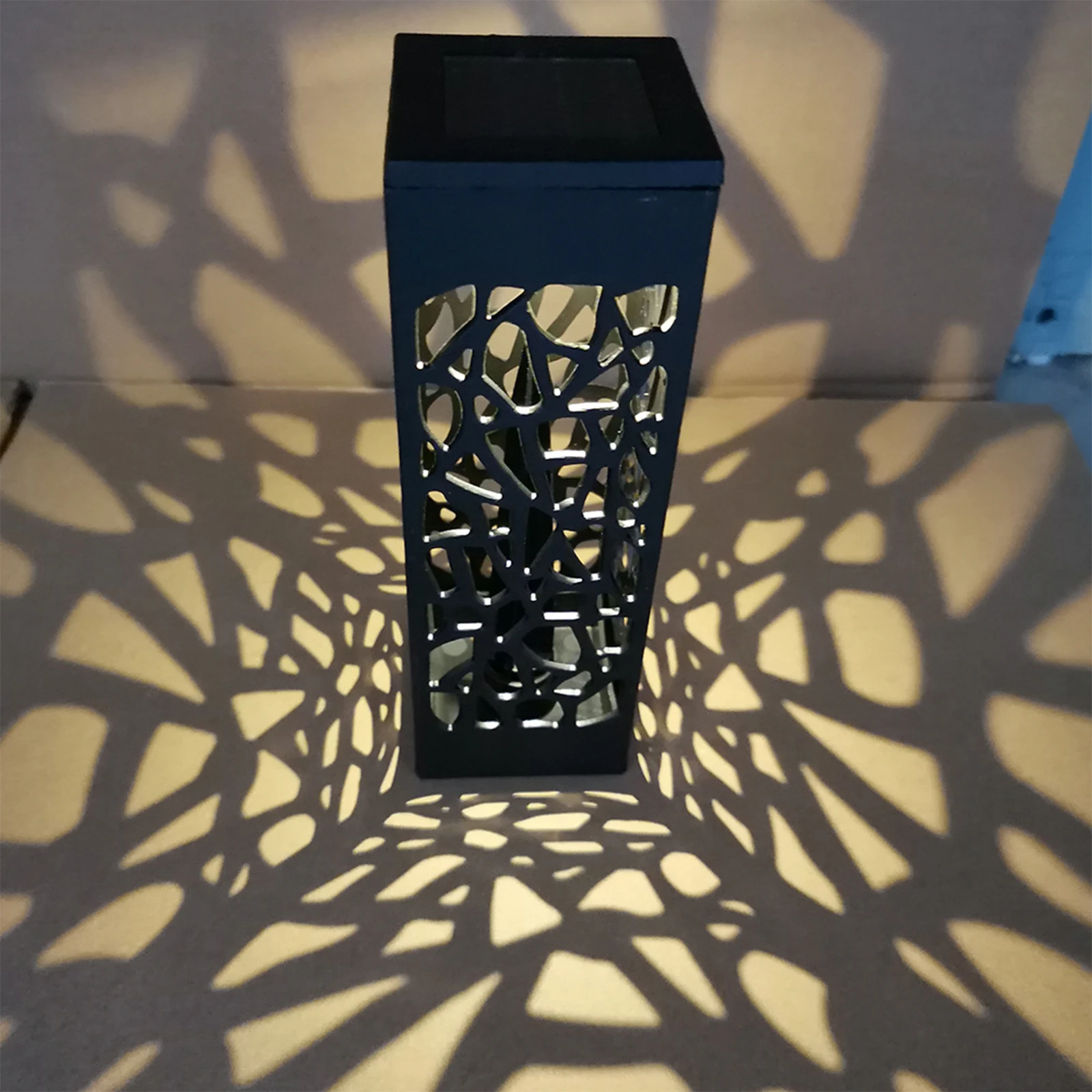 

Solar Landscape Lights Outdoor, Waterproof, Garden Spotlights, for Pathway