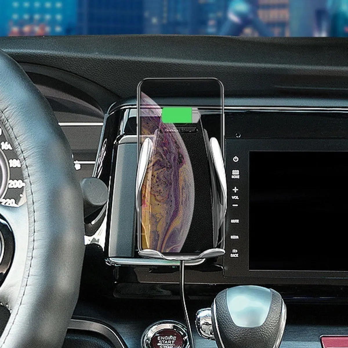 

Automatic Clamping Fast Charging Phone Holder Mount in Car for iPhone Samsung Smart Phone Wireless Car Charger