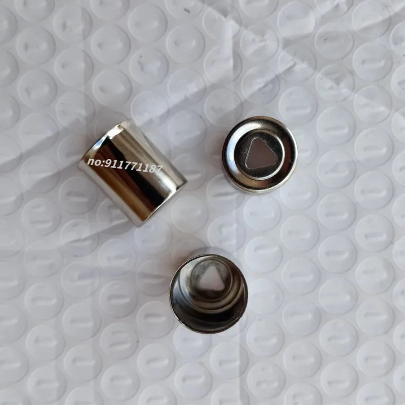 Запчасти для микроволновки колпак с треугольным отверстием магнетрона 3 шт.