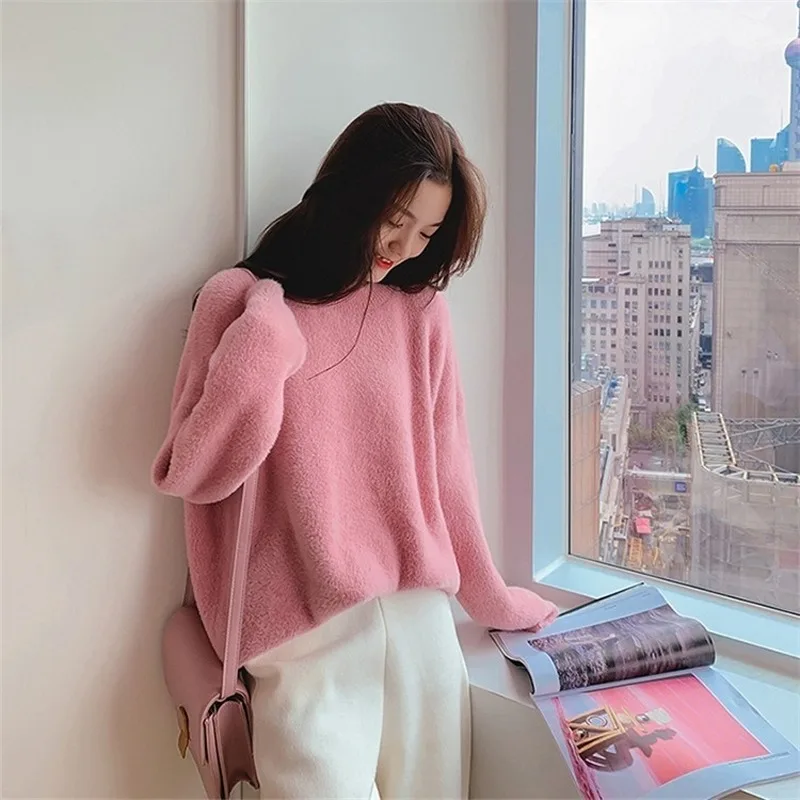 Свитер женский осенне-зимний трикотажный из полиэстера с круглым вырезом и